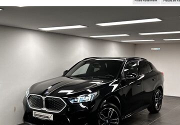 BMW iX2 9.042 km 48.450 &euro; Rosenheim 83026