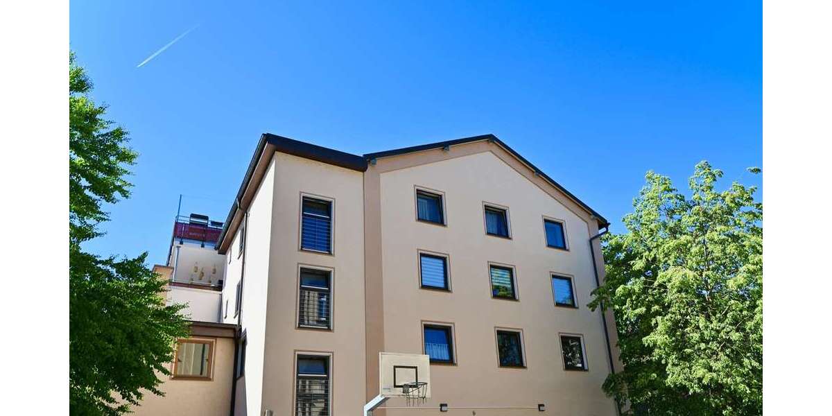Etagenwohnung Rosenheim Innenstadt - 3 Zimmer, 103 m&sup2;, 1.450&euro; | Angebot:26977761