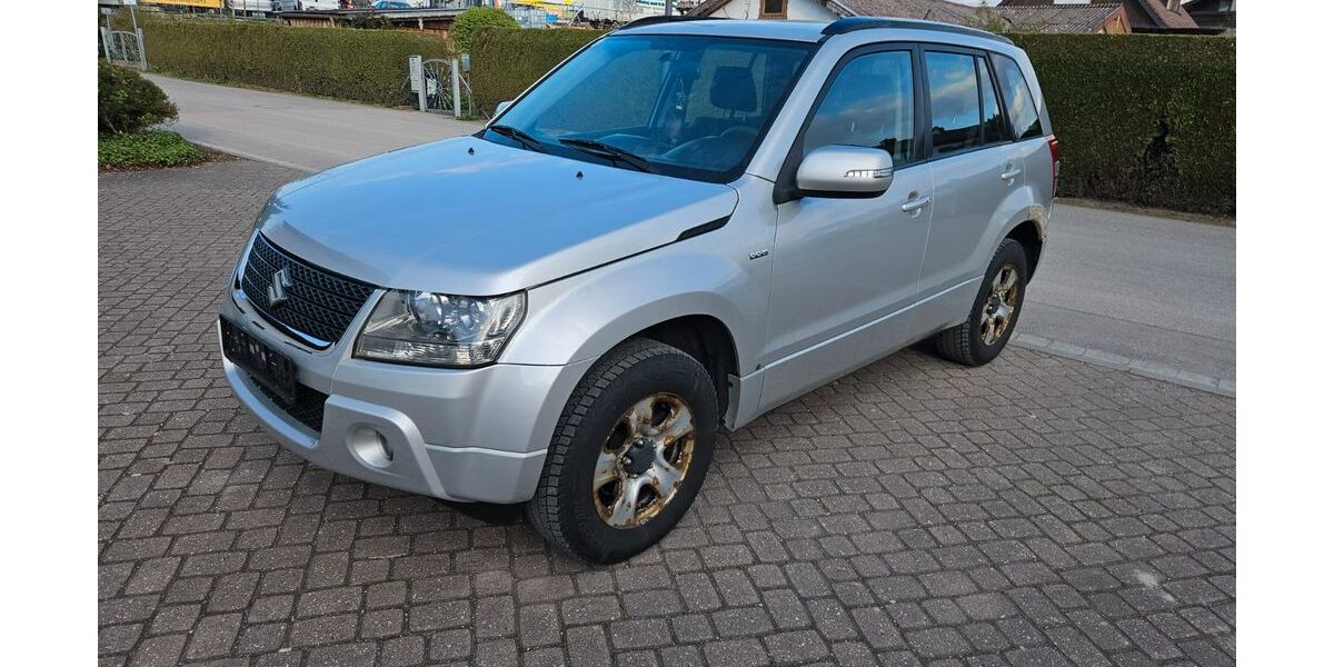 Suzuki Grand Vitara 296.653 km 3.700 &euro; Rosenheim 83026