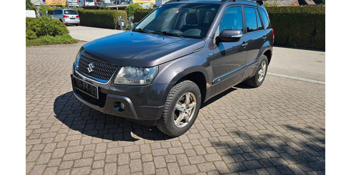 Suzuki Grand Vitara 221.000 km 3.800 &euro; Rosenheim 83026